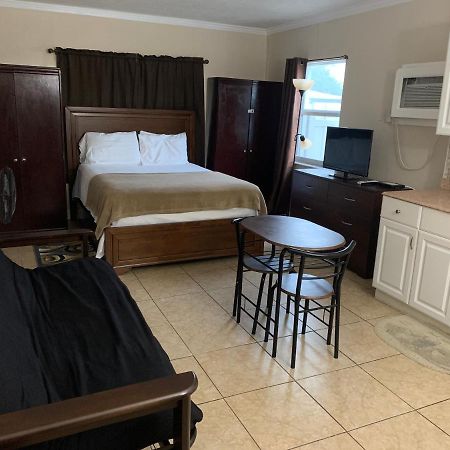 Quiet Cozy Efficiency Apartment Hollywood Luaran gambar